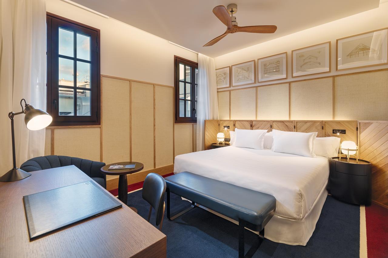 H10 Madison 4* Sup Hotel Barcelona Exterior foto